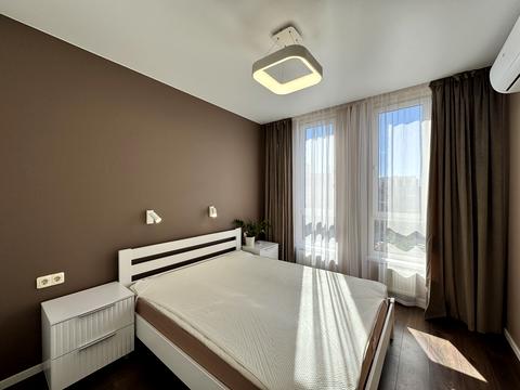 квартира за адресою Київ, Салютна вул., 2к20