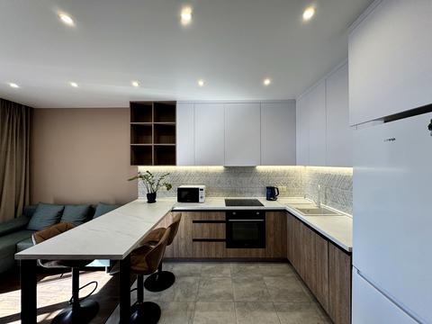 квартира за адресою Київ, Салютна вул., 2к20