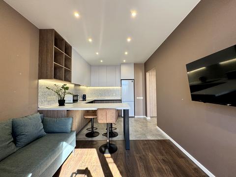 квартира за адресою Київ, Салютна вул., 2к20