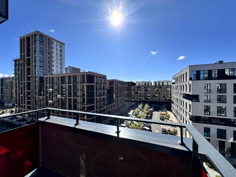 квартира за адресою Київ, Салютна вул., 2к20