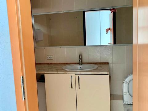 комерційна за адресою Мечникова вул., 19