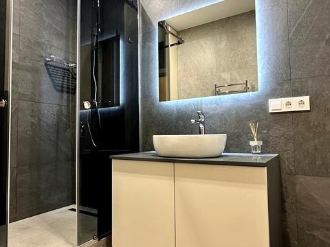 квартира за адресою Князя Романа Мстиславича вул. (Генерала Жмаченка), 22