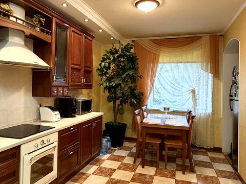 квартира за адресою Михайла Котельникова вул., 33