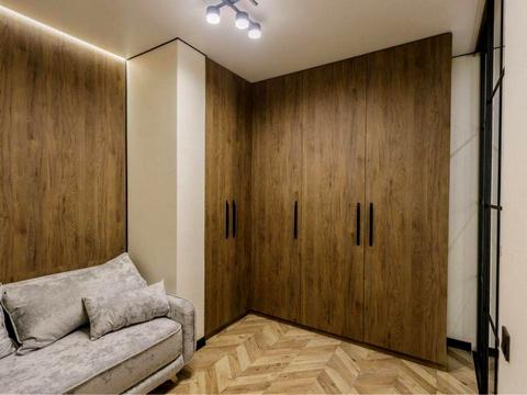 квартира за адресою Свободи вул., 5