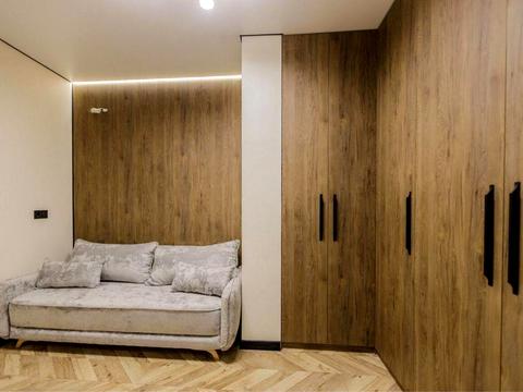 квартира за адресою Свободи вул., 5