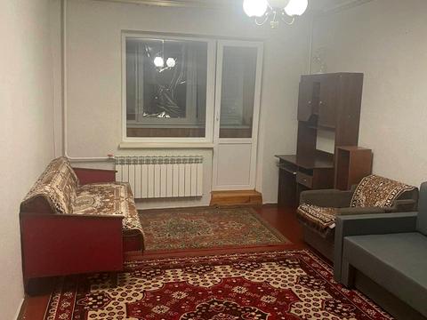 квартира за адресою Захарівська вул., 7