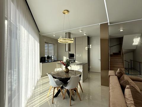 будинок за адресою Грушевського, 1