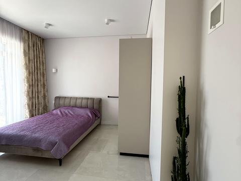 будинок за адресою Грушевського, 1