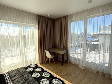 будинок за адресою Грушевського, 1