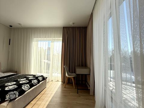 будинок за адресою Грушевського, 1