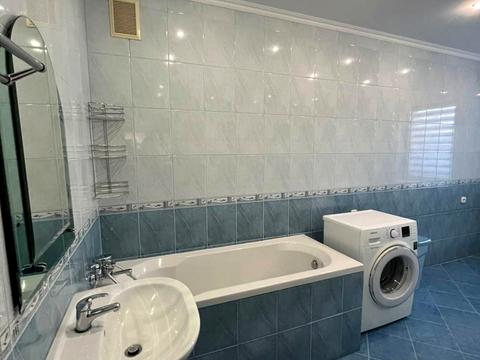 будинок за адресою Маршалківка вул., 1