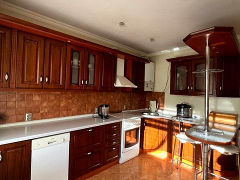 будинок за адресою Маршалківка вул., 1