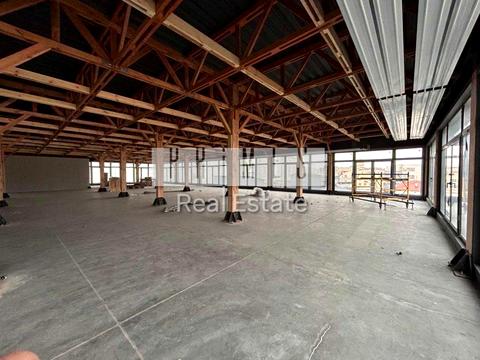 комерційна за адресою Костянтинівська вул., 4