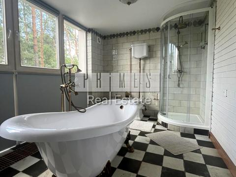 будинок за адресою Олександра Єрмакова вул.