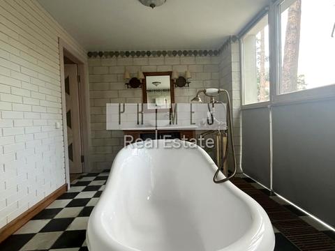 будинок за адресою Олександра Єрмакова вул.