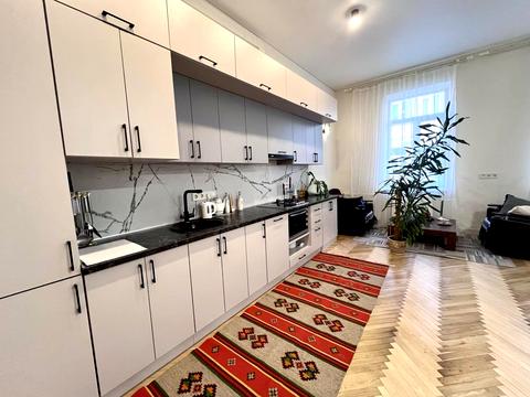 квартира за адресою Союзу Українок вул. (), 11