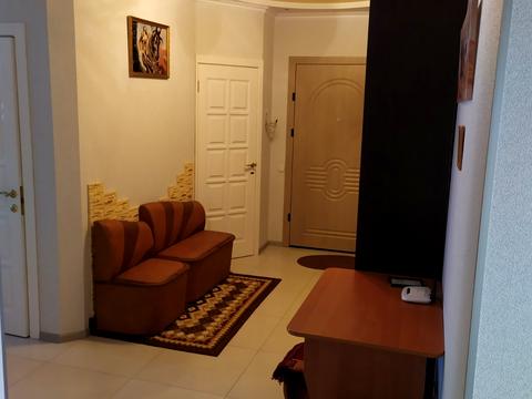 квартира за адресою Анни Ахматової вул., 30