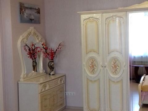 квартира за адресою Анни Ахматової вул., 30