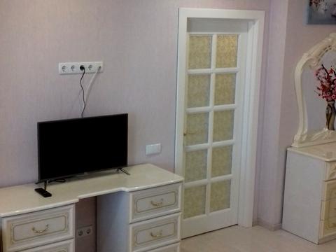 квартира за адресою Анни Ахматової вул., 30