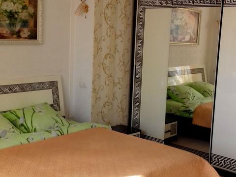 квартира за адресою Анни Ахматової вул., 30