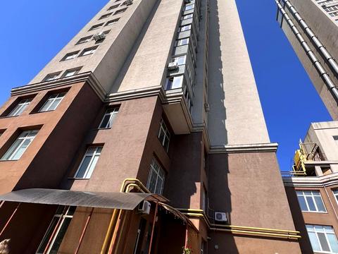 квартира за адресою Ованеса Туманяна вул., 15-А