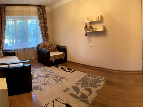 квартира за адресою Ореста Левицького вул. (Академіка Курчатова), 19