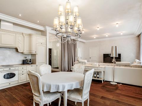 квартира за адресою Старонаводницька вул., 6-Б