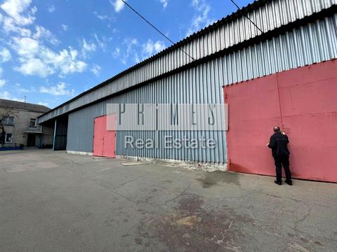 коммерческая по адресу Гната Хоткевича, 8