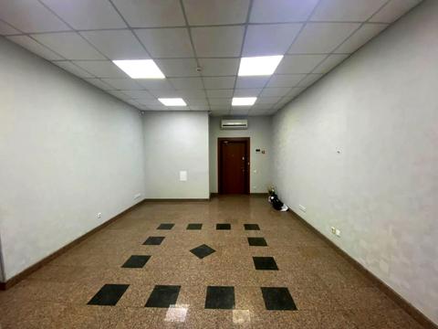 комерційна за адресою Велика Васильківська вул. (Червоноармійська), 72