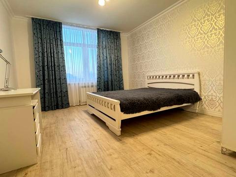 квартира за адресою Авіаконструктора Ігоря Сікорського вул. (Танкова), 4-В