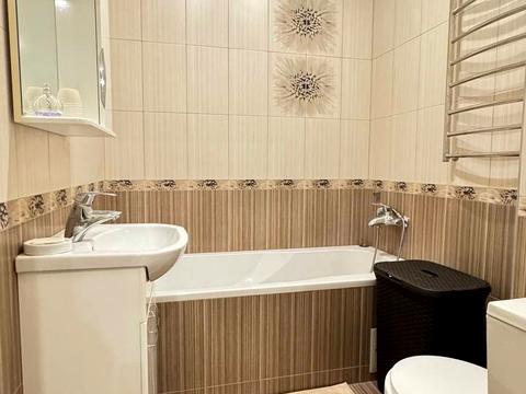 квартира за адресою Авіаконструктора Ігоря Сікорського вул. (Танкова), 4-В