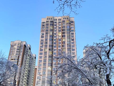 квартира за адресою Авіаконструктора Ігоря Сікорського вул. (Танкова), 4-В