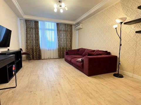 квартира за адресою Авіаконструктора Ігоря Сікорського вул. (Танкова), 4-В