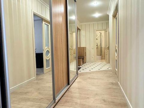 квартира за адресою Авіаконструктора Ігоря Сікорського вул. (Танкова), 4-В