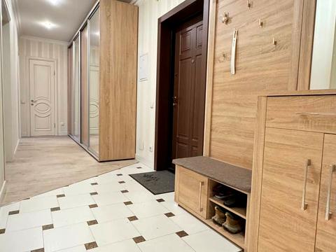 квартира за адресою Авіаконструктора Ігоря Сікорського вул. (Танкова), 4-В