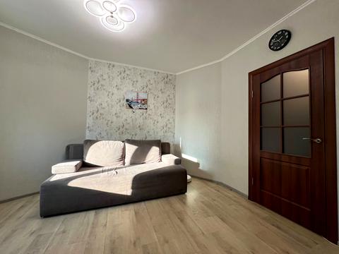 квартира по адресу Софии Русовой ул., 1