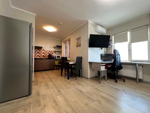 квартира по адресу Софии Русовой ул., 1