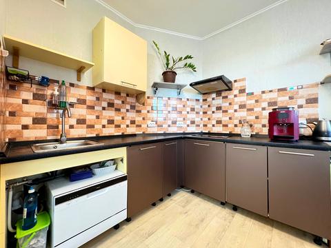 квартира по адресу Софии Русовой ул., 1