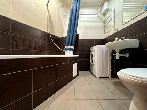 квартира по адресу Софии Русовой ул., 1