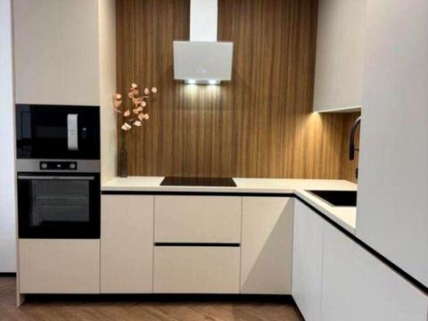 квартира за адресою Причальна вул., 10