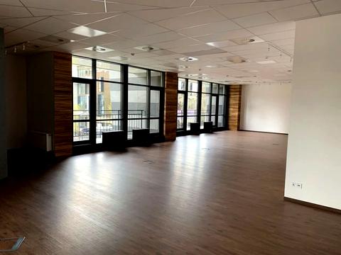 комерційна за адресою Київ, Лабораторний пров., 7