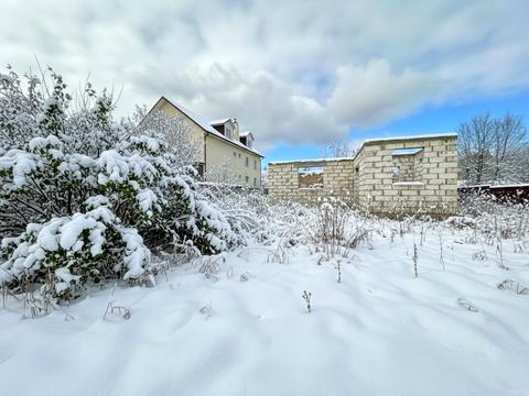 ділянка за адресою Вишнева вул., 18