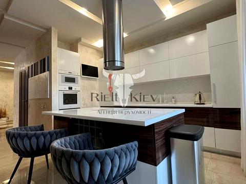 квартира за адресою Київ, Андрія Верхогляда вул. (Михайла Драгомирова), 20