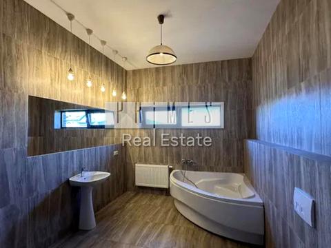 дом по адресу Свято-Покровская ул. (Ленина)