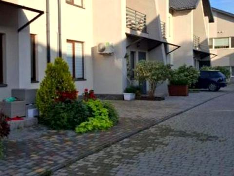 дом по адресу Черноморский пер.