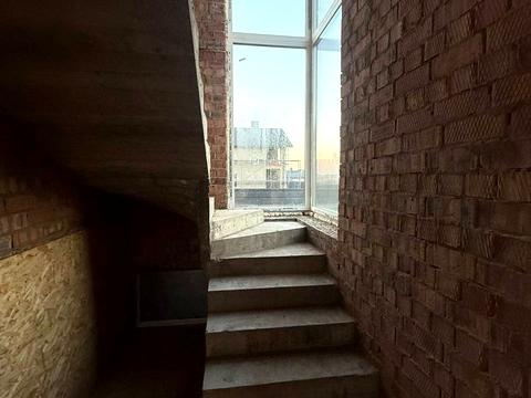 будинок за адресою Місячна вул.