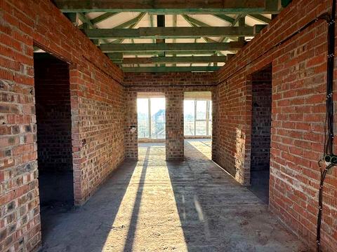 будинок за адресою Місячна вул.