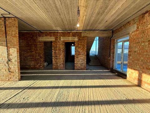 будинок за адресою Місячна вул.