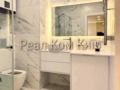 квартира за адресою Олександра Олеся вул., 10