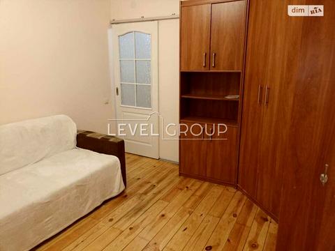 квартира за адресою Академіка Глушкова просп., 26